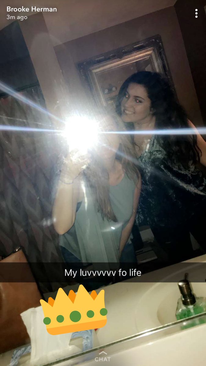 _madddiiiii_'s tweet photo. happy birthday 18th brookie!! i๏ธ love u to the moon and back and hope youโre day is greatโค๏ธโค๏ธ๐ฅ๐๐ #cigz #lotto https://t.co/ZRymCmTFmb