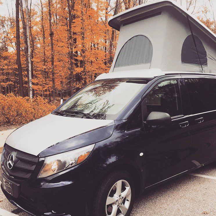 In the month of gratitude, we’re thankful for the infinite gifts from nature and the opportunity to explore them. 
➡️photo cred: <a href="/whycle/">Daniel Santiago Ortega Agaton</a>