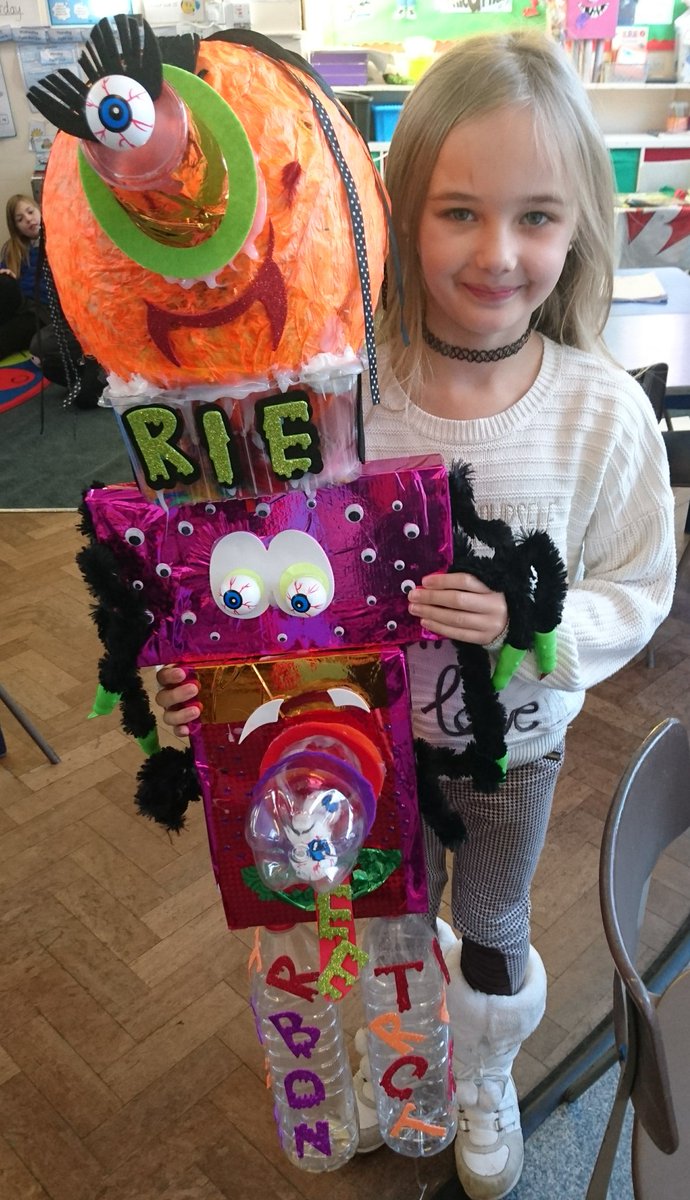 portmeadp's tweet photo. Yet another fantastic monster! Well done Year 3! #pmdpy3 #pmdptopic #pmdpart https://t.co/WiZchBXiGM
