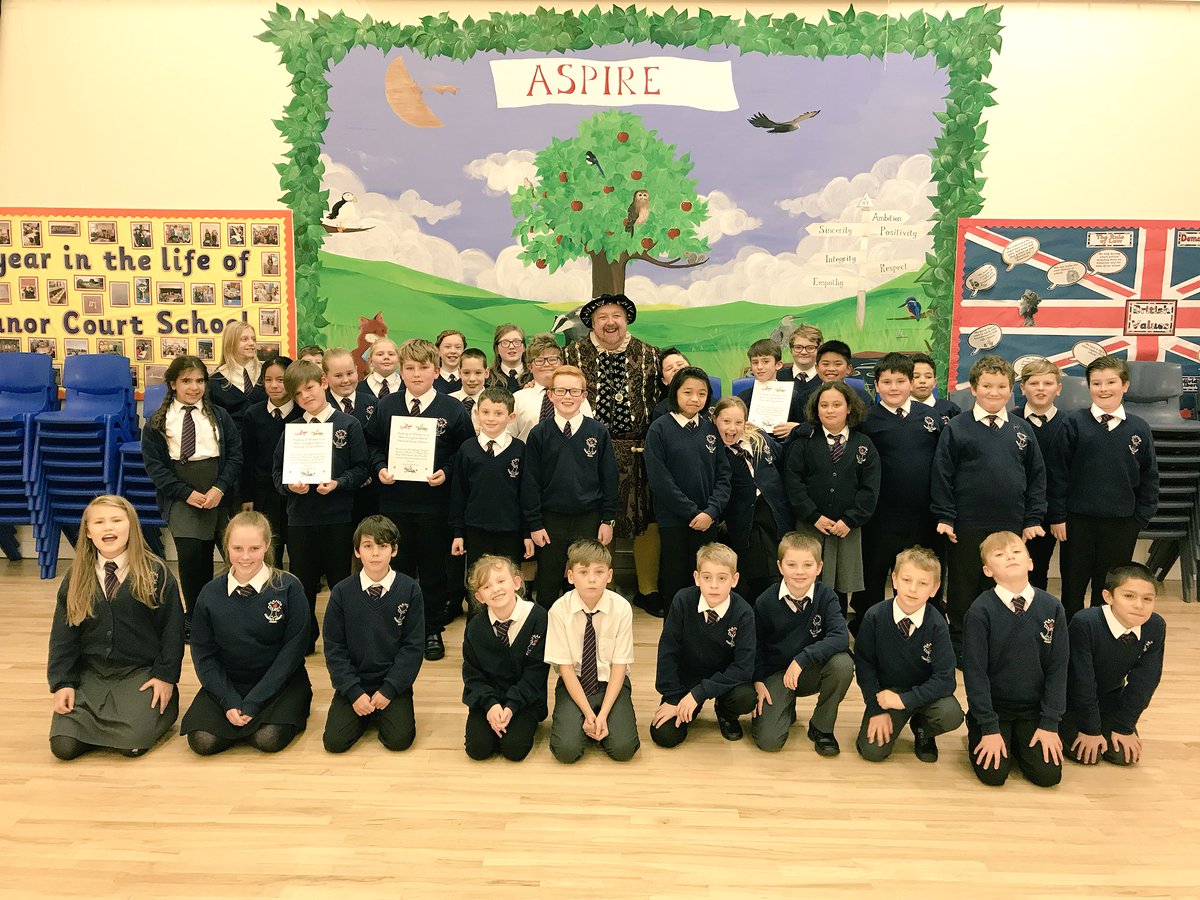 ManorCourtChard's tweet image. A huge thank you to @TheGoodKingHal for his amazing Henry VIII day with Y6!
