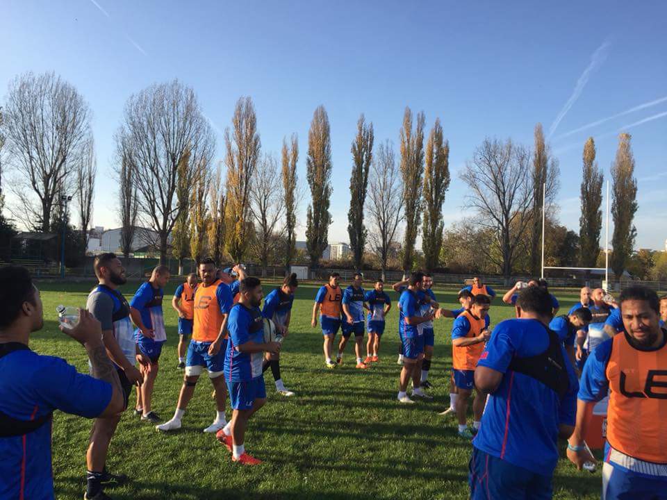 ManuFanatiks's tweet photo. RT @manusamoa FB. Manu Samoa have arrived safely in Romania and our first field session this afternoon!! #ROMvSAM #lemanu #ITSMANUTIME #GOMANU https://t.co/FC7CflsWLD