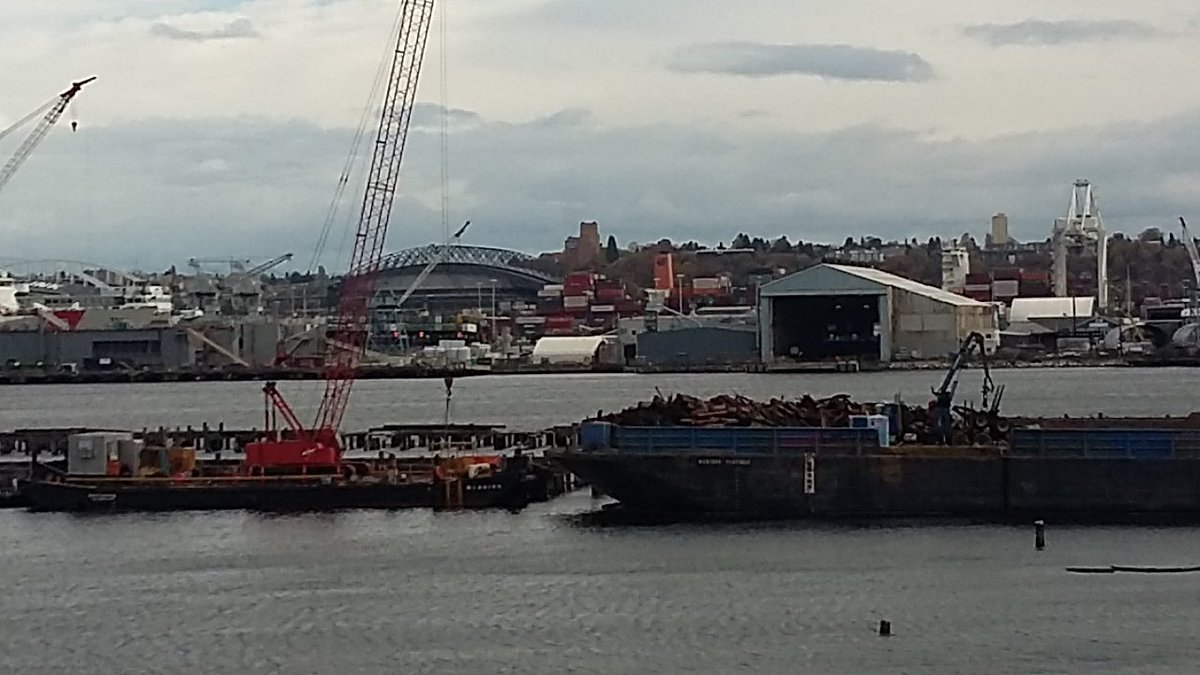 Classedhistoire's tweet photo. Le bois est parmi les produits les plus exportés parle #seattleport https://t.co/XRHCQi9DEm