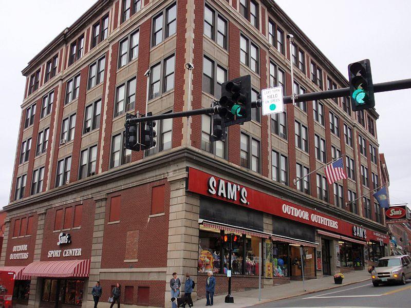 LISTEN: Village Vitality: How Vermont's Downtowns Are Changing To Serve Their Communities dlvr.it/Q0lpd8 https://t.co/nt7ie29RRE