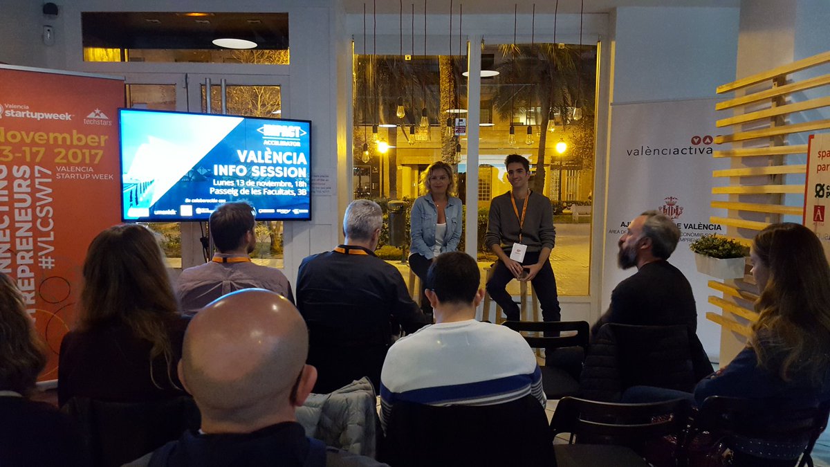 DanielTwal's tweet photo. Thank you all for a great day in #Valencia for @vlcstartupweek   presenting @IMPACT_acc #IMPACTGrowth #IMPACTCcar #VLCSW17 https://t.co/UkivR6Xni5