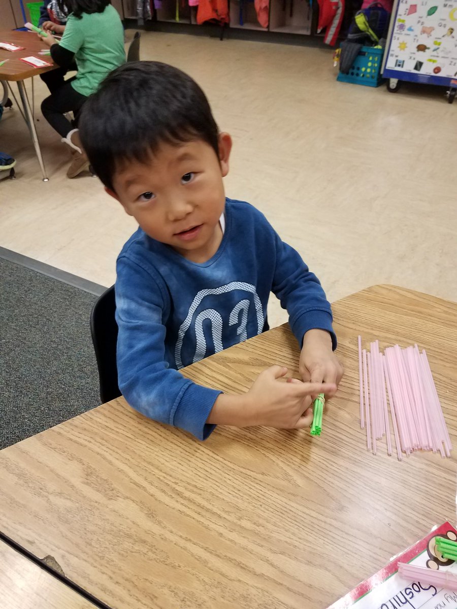 KJones_Readers's tweet photo. Oh no! Ms. Jones dropped all of her straws! Can these first graders help figure out how many she has? #chapmanrocks #mathfun #countingbytens https://t.co/jjO3EMKyK3