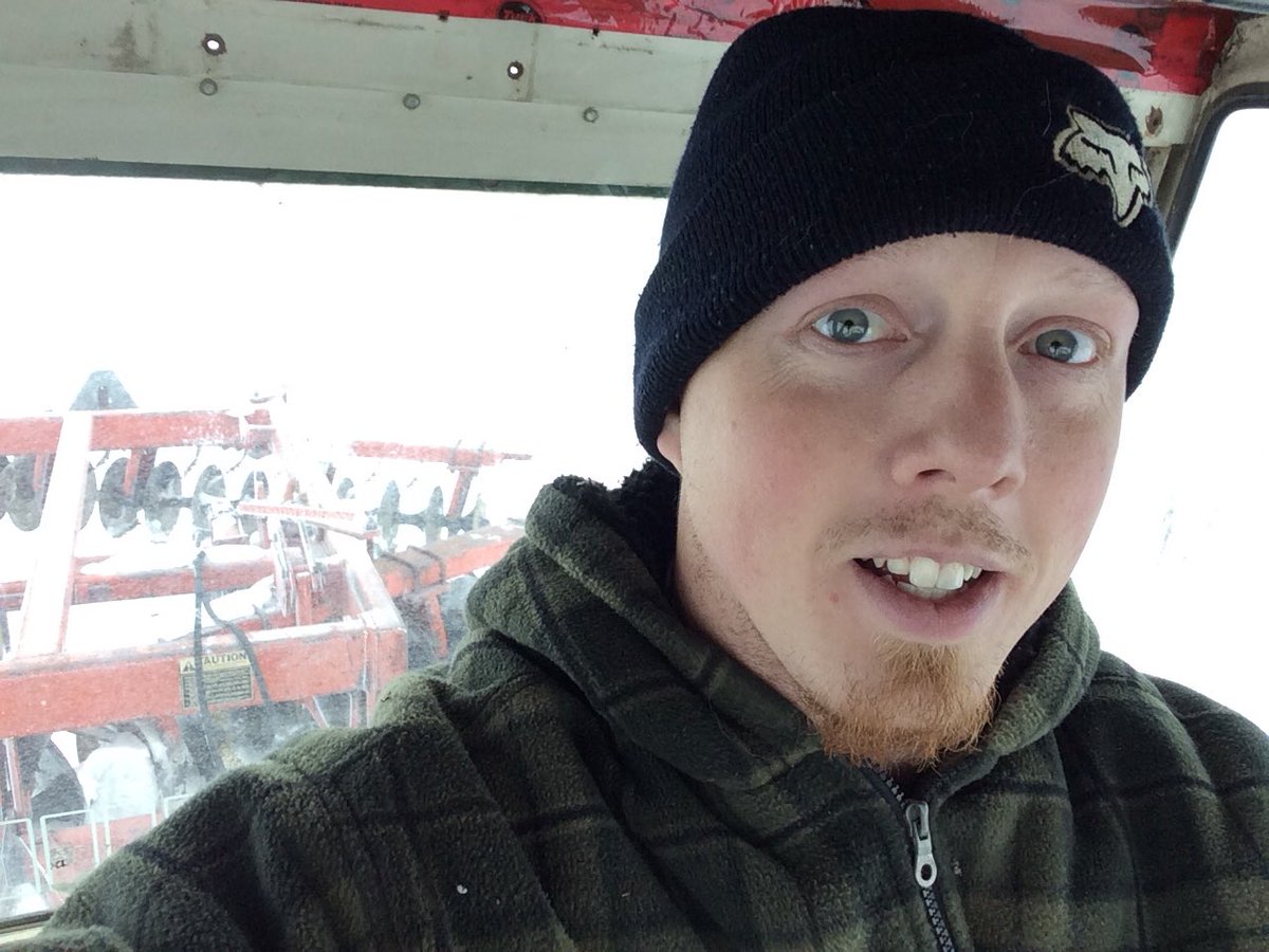 reclaimfarm's tweet photo. #backroading in the snow on the way to disc some new land for 2018 #newchapter #backtomyroots #nov13 https://t.co/mF17nsO2jD