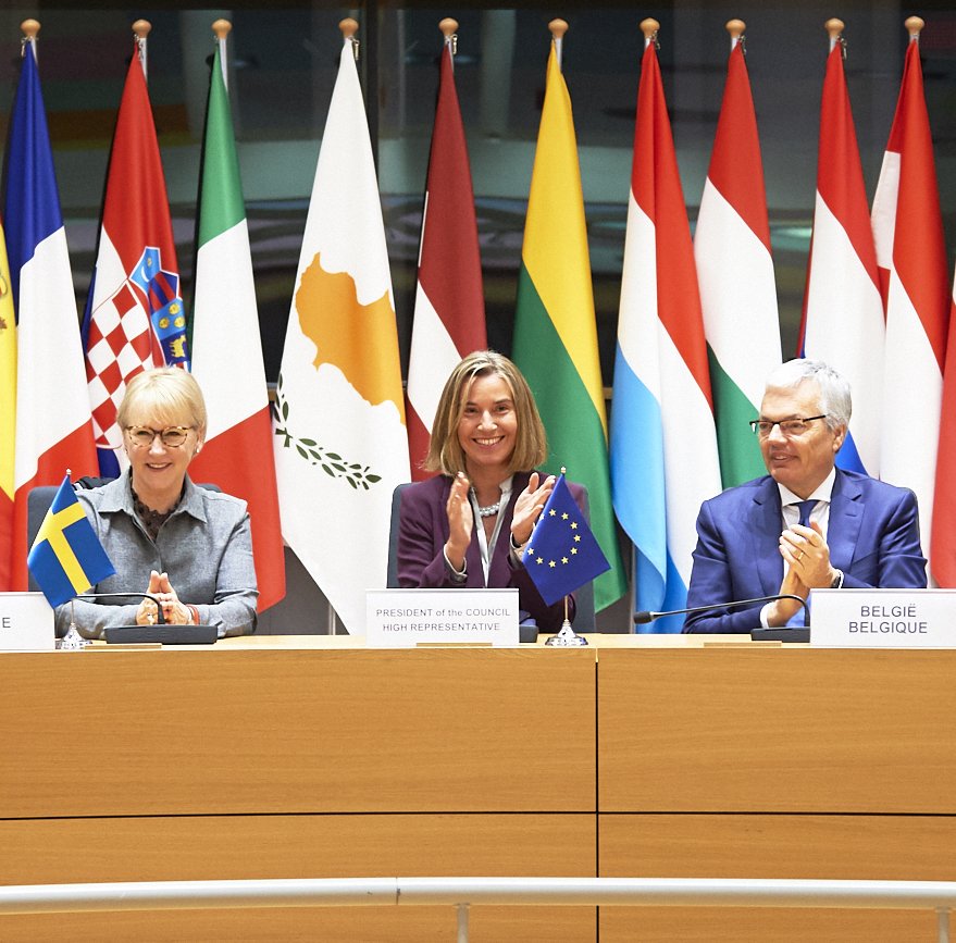 FedericaMog's tweet photo. Oggi sul mio blog: Una giornata storica per l’Unione europea https://t.co/S9hgspYnco #difesaUE https://t.co/TNZ52NiUAE
