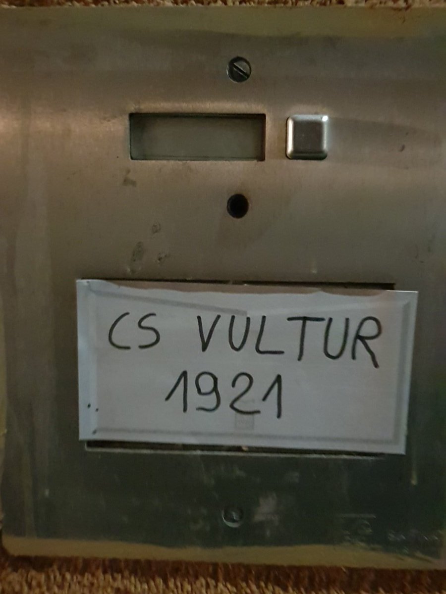 FCAtleticoMNT's tweet photo. Ispezione della finanza in sede do @custer1990 https://t.co/2qSKcrFOvc