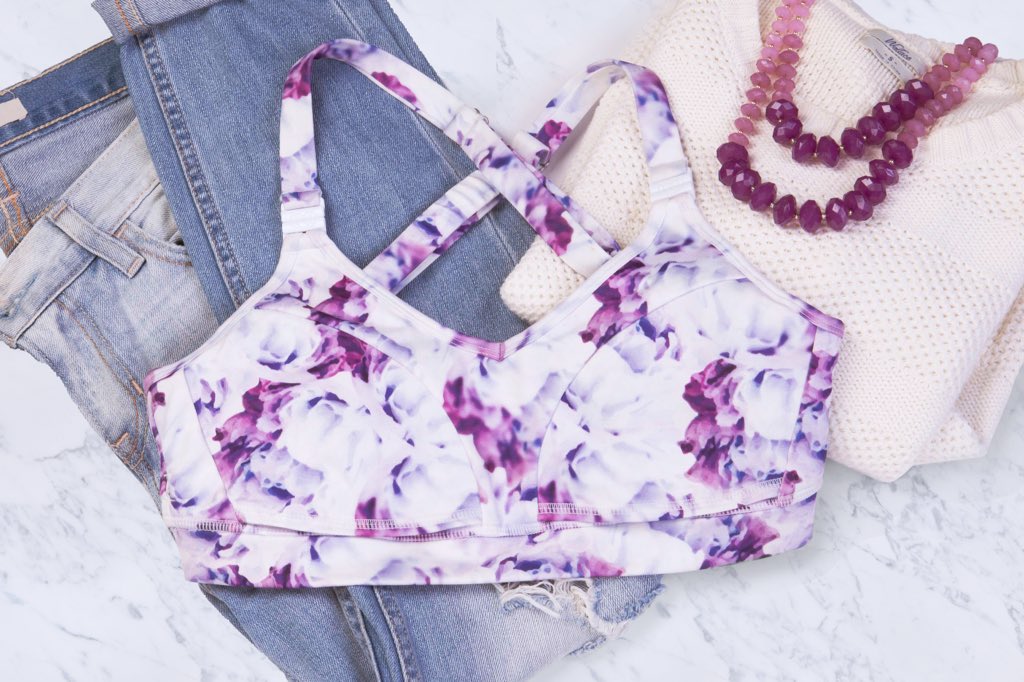 OllieGrayBras's tweet photo. @NickyHilton #theanywherebra can help with those winter blues! https://t.co/5HS2TvYFzL