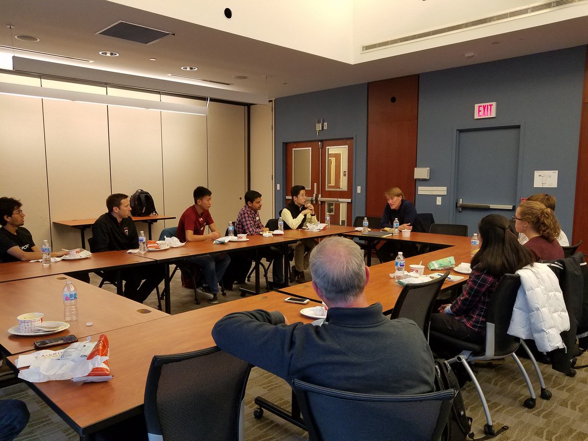 CMUSwartzCenter's tweet photo. Thank you @RobCochran33  for taking time to meet with our Swartz Fellows &amp; Innovation Scholars over lunch today! https://t.co/LwVxnJ8kss