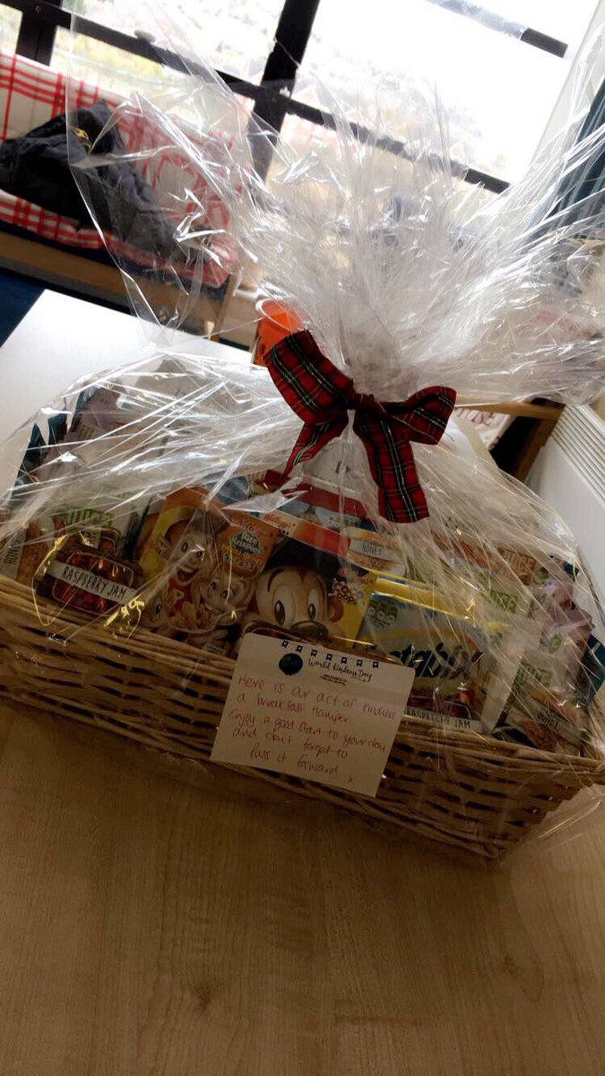MissThomasUSW's tweet photo. Thanks @newport_sv for the act of kindness! #WorldKindnessDay 😇 https://t.co/OUK3i0lYoD