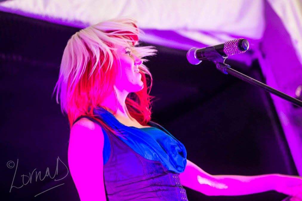 fire_iam's tweet photo. Thanks @LornaDcapetown for these awesome #photos from the #Axenmore gig @HillcrestQuarry on Sunday @AxeLourens https://t.co/hEipHiKsrQ
