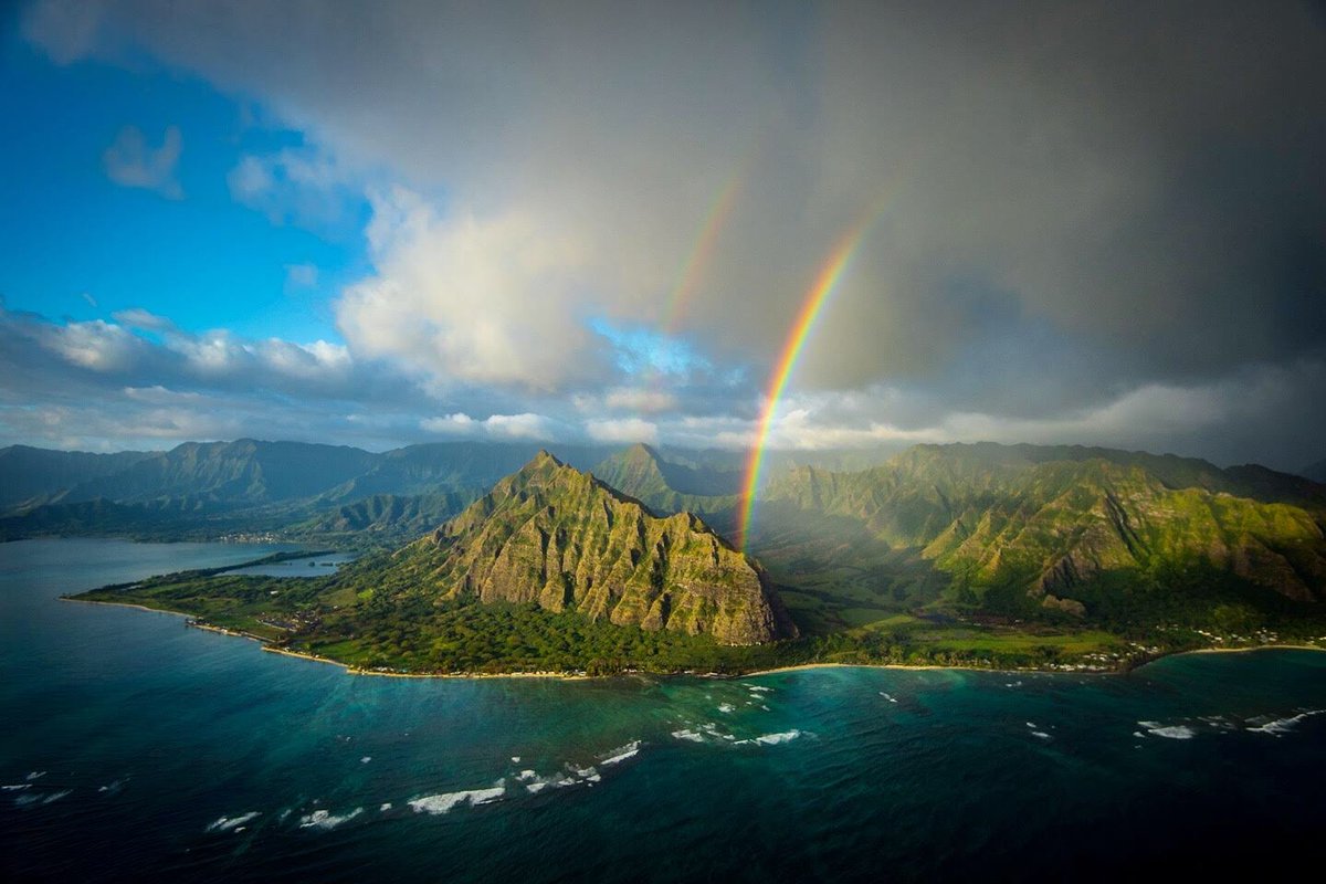 Come down to Tap &amp; Barrel tomorrow 11/14 to support a great cause. There'll be live music, special film screenings, and raffle prizes. loom.ly/apqS0vA #TheAlohaProject