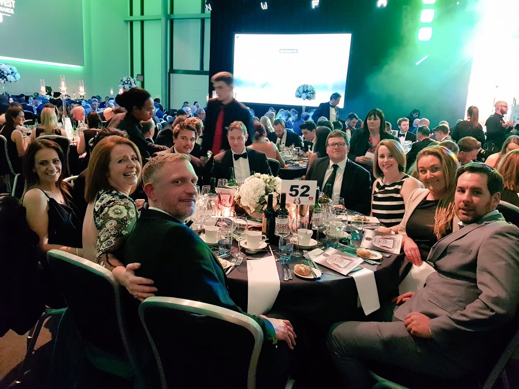 TheCheshireMag's tweet photo. The evening is underway, with a warm welcome from @laurawolfe and @mrdanwalker. We're delighted to be here to support the North West's finest sporting talent.
#NWFA2017 #Table52
@qubeevents
@CarpeDiemAgency @SpaceTimeMedia @LeesaSleepUK @NWFAwards https://t.co/2FmdH9pJPo