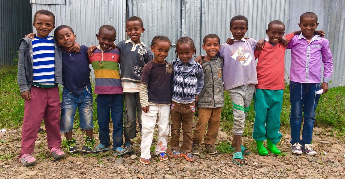 StepsFoundation's tweet image. Love see the smiling faces from Testimony Feeding Center! You can invest in these future world-changers who are in need of donations for their education here: crowdrise.com/testimony-feed…