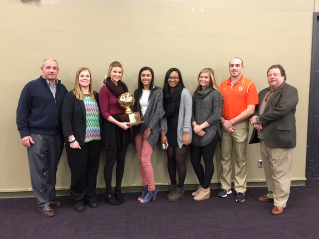 EastHSVB's tweet photo. Waterloo Rotary Luncheon gave EHVB a pleasant surprise today naming @LexiWroe as the 2017 Rotary Volleyball MVP 🏆🏐🧡🖤 Congratulations, Lex!! We are proud of you!!! 😃 https://t.co/VBB8GVc5tI