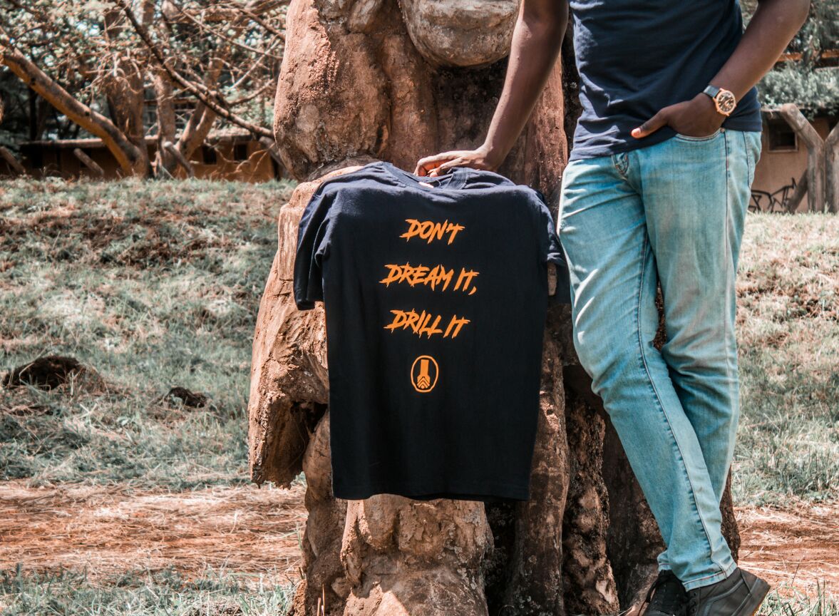 SPE_KU's tweet photo. The @SPE_KU Custom T-Shirts are ready for Pre-Order.
Order yours today, using the following link.
https://t.co/DOTWCTT2bl
#SPEWEEK is in 7 days, Support the cause https://t.co/q2RIXDvVFT