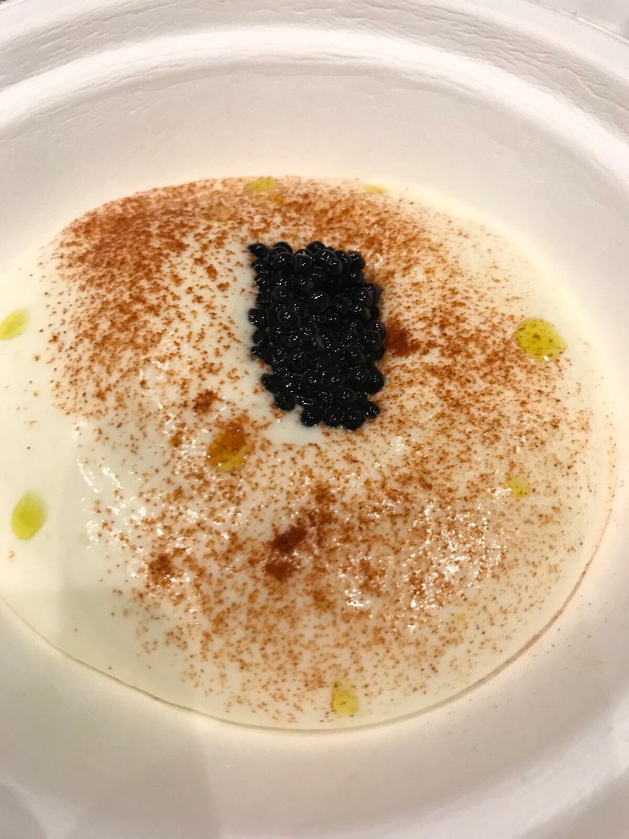 Vittorio Colleoni e il timballo di Spaghettini con aragosta di St.Elena e tartufo| Peter Brunel Baccalà Rofols e patata e perlage tartufo by <a href="/Tartuflanghe/">Tartuflanghe</a> <a href="/carlo_spinelli/">Carlo Spinelli</a> #welovetruffle