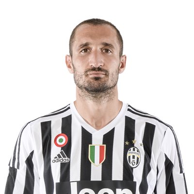 palmestedt's tweet image. Inte för att det finns någon tävling där man kan vinna pengar genom att rösta på vem i Italien som är mest lik Fares Fares, men OM det fanns, då skulle jag lätt rösta på Chiellini.