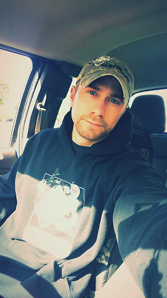 Destroyer1130's tweet photo. #whereintheworldisROWW https://t.co/3rkD0867v6