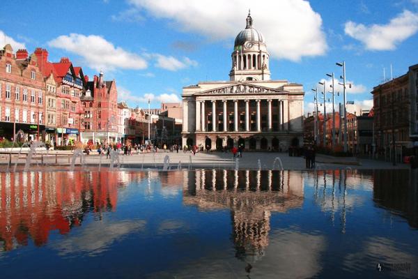 ¿Por qué estudiar Inglés en Nottingham? Es una ciudad cosmopolitan y más económica que Londres. goo.gl/ni8b7