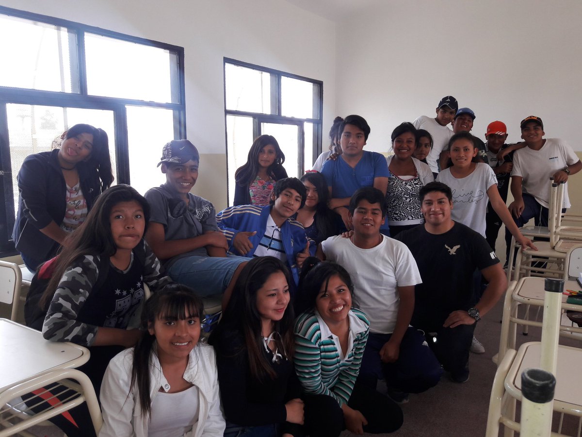 tomasEsantander's tweet photo. ESA COLEGIO 5073 ROSARIO DE LERMA TALLER DIVERSIDAD CULTURAL Y ARTISTICA
@fguillesaavedra @aniberruezo @feyc_ines @AlancayDel @YanilMarisol @artydance23 https://t.co/jtn5s0EnJg