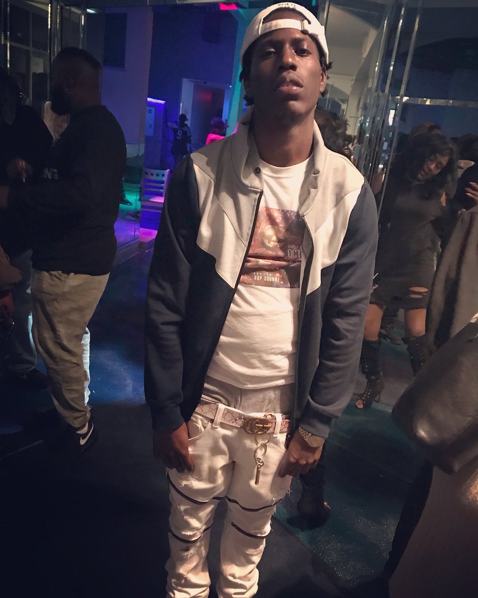 circlesmallAF's tweet photo. @IceBarAtl yesterday 🔥🌃 Big Salute @djacslater @LilBankhead945 @streetz945atl 💯💯💯  night life #wegotdacitystreamingtaketake #circlesmall https://t.co/7uTtvxBeEz