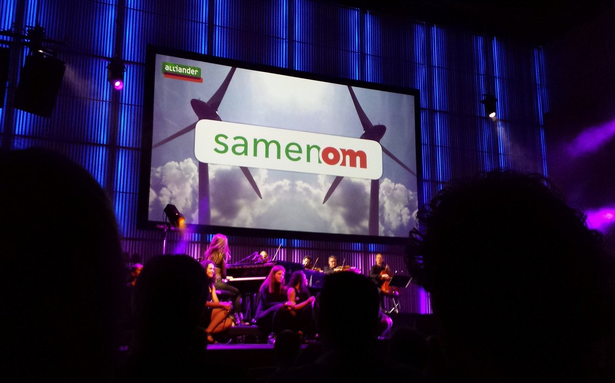 jakojellema's tweet photo. #SamenOm.
De avond was super.
Samen zingen verbind. https://t.co/LvWqmtWzeO