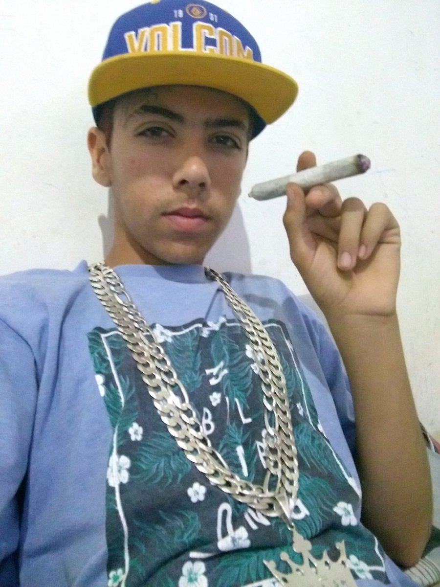 JotapeM4's tweet photo. 💲Só um fino de costume🔫😎 https://t.co/fDwvUCtTEv