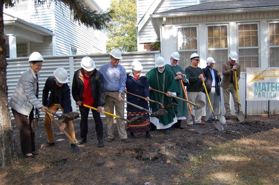 SteierGroup's tweet photo. Mater Dei Catholic Church in Topeka, Kansas broke ground on its parish hall. Already over goal, this successful capital campaign has a few more weeks remaining. Congrats to the Mater Dei community! #inspiringsupport #fundraising https://t.co/ryYoamrQRz