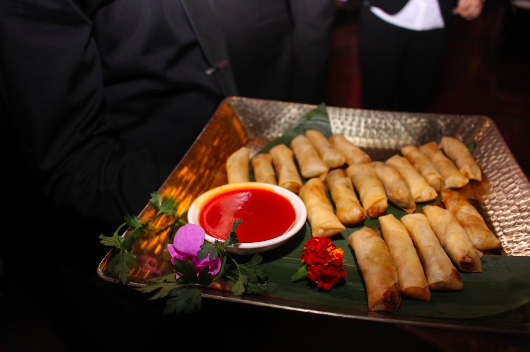 PandaCatering's tweet photo. Mini Spring Rolls make for the perfect appetizer for your guests https://t.co/n9B9kg4Hsa