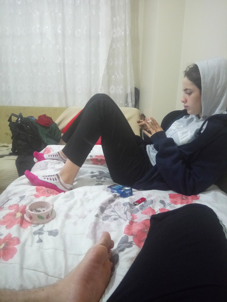 Anlık. ensest. olanlar dm atsınpic.twitter.comJWlxP3YAcW. 