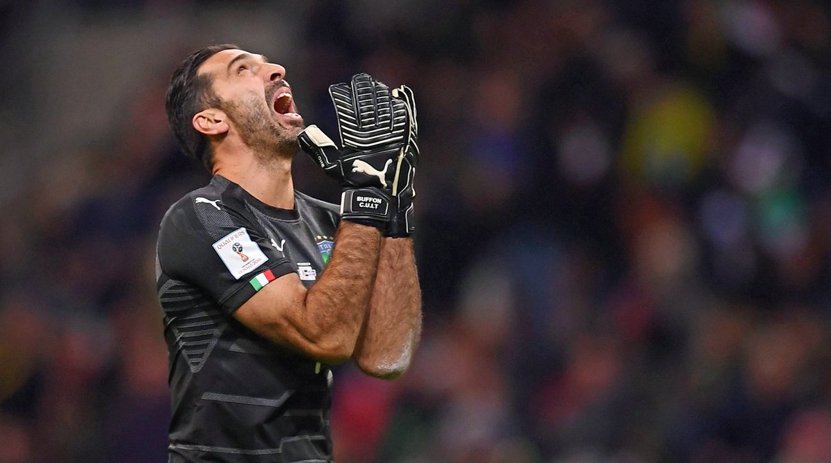 TVASports's tweet photo. DERNIÈRE HEURE | Commotion dans le monde du soccer! L'Italie ne sera pas du Mondial 2018 : https://t.co/tVMQCVjQob https://t.co/c9fbxh2mt2