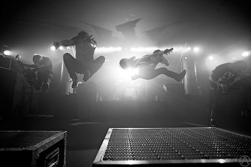 TOURREADYINC's tweet photo. Learn to love Mondays #tourready #mondaymotivation #stagecrew #roadcrew #roadie #roadielife https://t.co/pDK6QZKghk