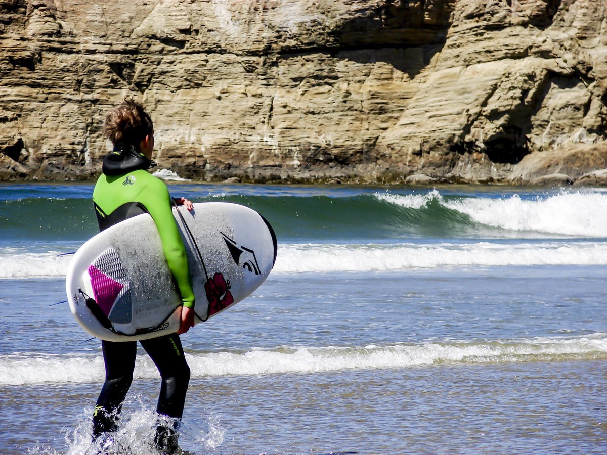 Outdoors_More's tweet photo. Reminiscing warm sunny days @ the #OregonCoast for #WhiskeyAndWaves with #RareEarthAdventures ๐ #optoutside #travel #surfmore #surforegon https://t.co/XZjeBV9l16
