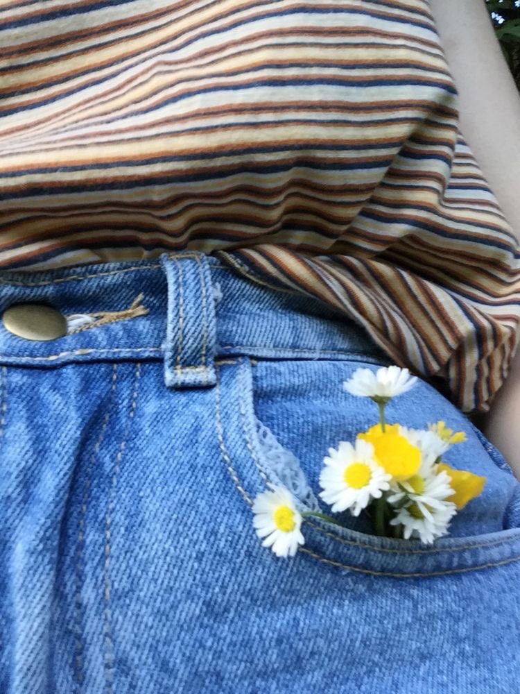 madaisyy__'s tweet photo. . .  o n l i n e . .

🌼🌻🌼🌻🌼🌻

คิ ด ถึ ง คุ ณ น ะ https://t.co/Zslt3l8uHj