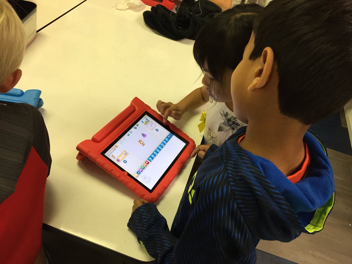 STEM at Oak tweet media
