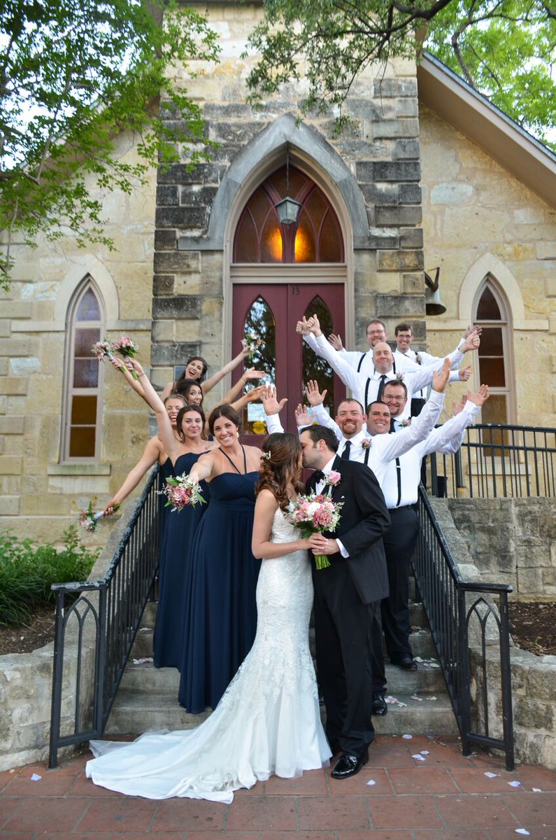 EverlastElope's tweet photo. No matter your beliefs you can have your beautiful chapel wedding at the Little Chapel of La Villita !

https://t.co/pjAaDCYjQs https://t.co/O4g3jngJld