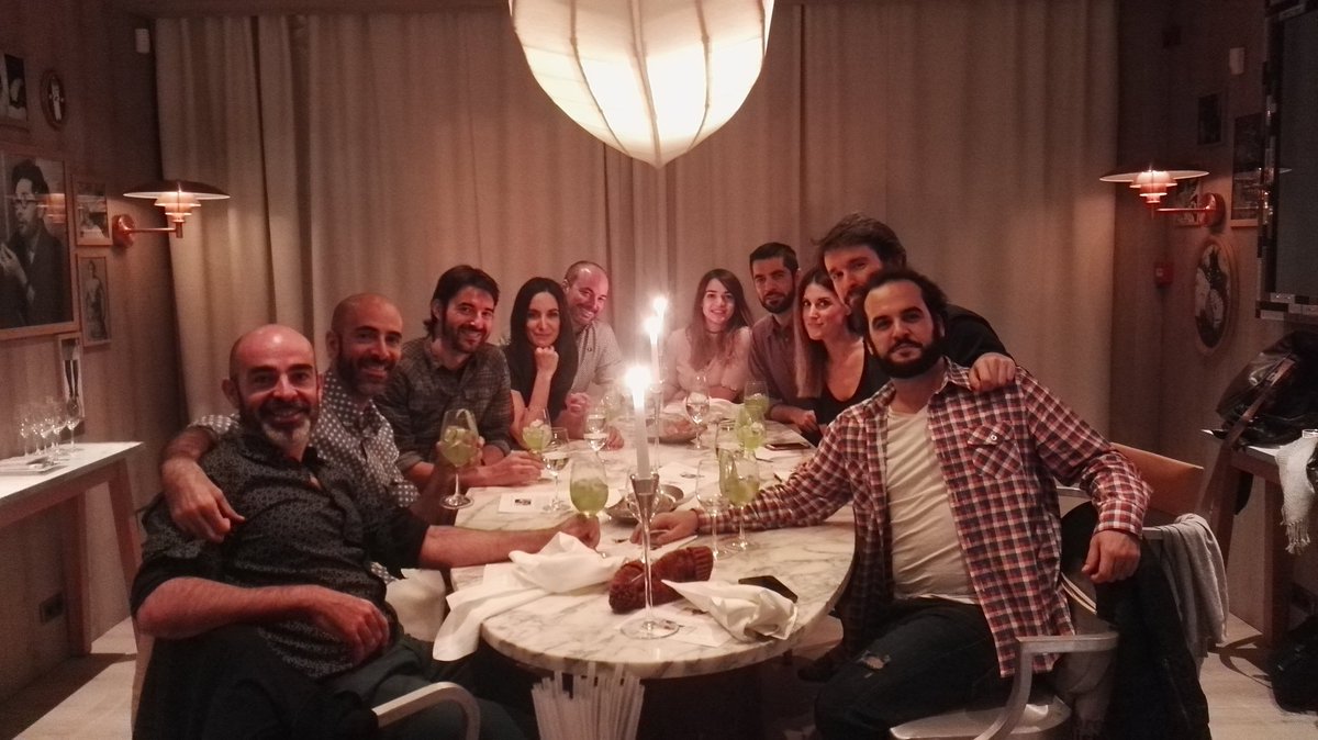 Gente terrible pero sabia. Primer contacto con la cuarta edición de los premios Yago. ¡Empezamos! Gracias, un año más, <a href="/HendricksGin_ES/">Hendrick's Gin Spain</a>