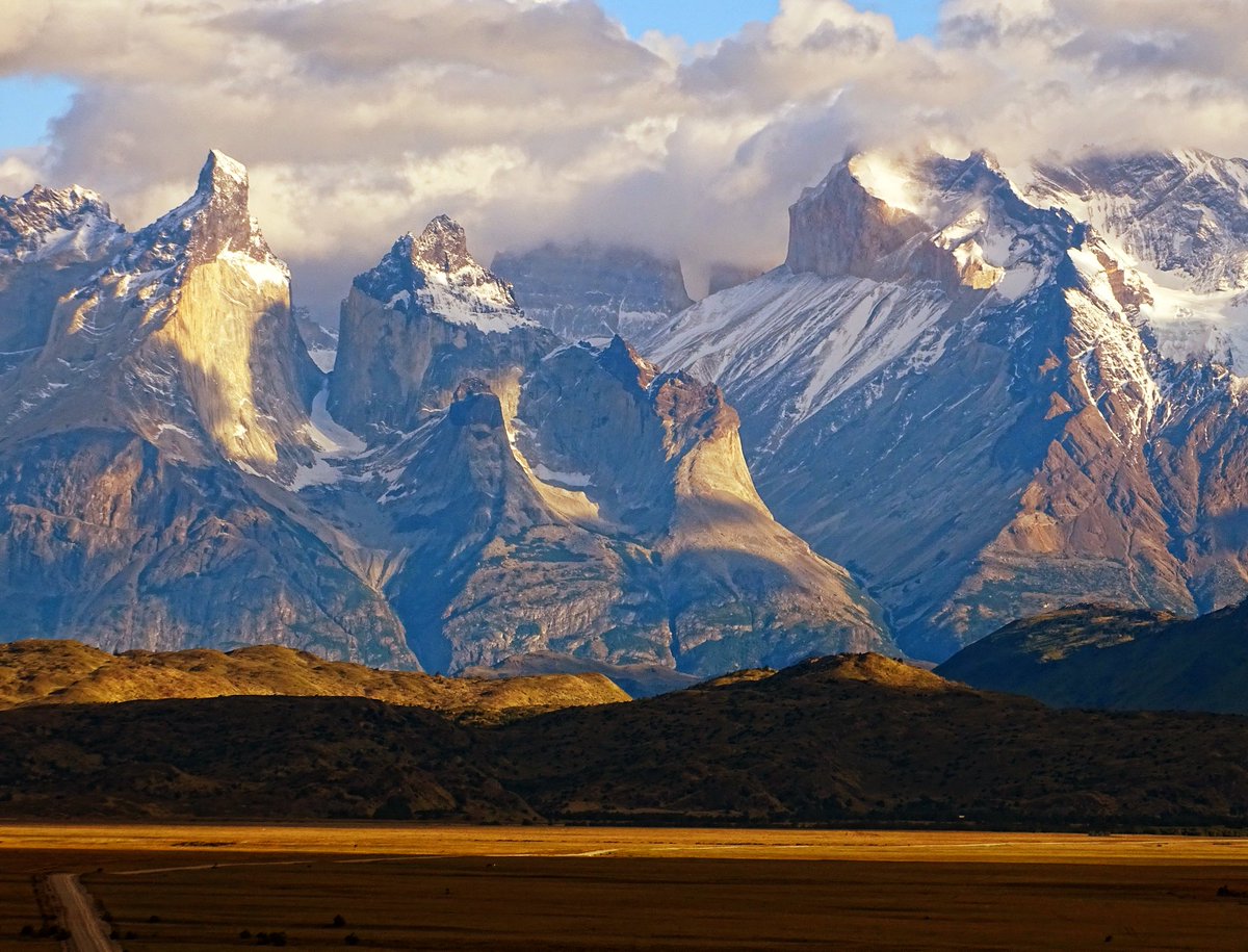 uspn's tweet photo. Not sure what to do for Christmas? Try Patagonia, it’ll probably be like in my trip report from last December: https://t.co/wKDFwbczi8 https://t.co/POF8C4B40U