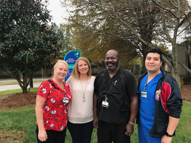 EmoryFSAP's tweet photo. Share a smile today! Check out these smiles from last week's Release Walks. Thanks to all who participated! #RFS2017 #HealthyEmory https://t.co/eXDIFzqny1