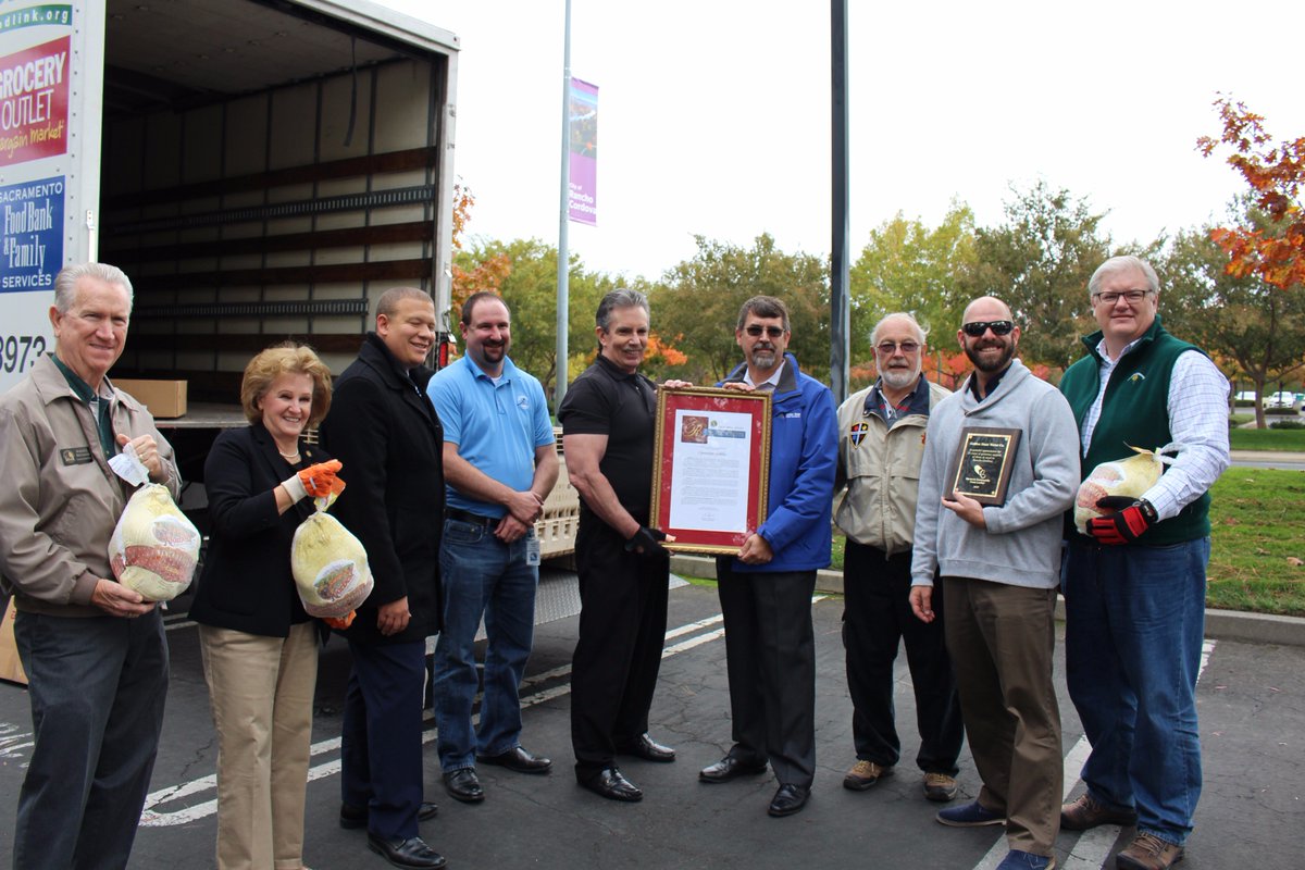 Randle Communications tweet media