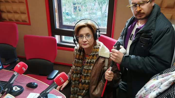 ASOCIDECyL's tweet photo. El pasado viernes ASOCIDE CyL junto con ONCE Segovia visitó las instalaciones de RNE.

Una gran experiencia! https://t.co/lVwyTFPvTC
