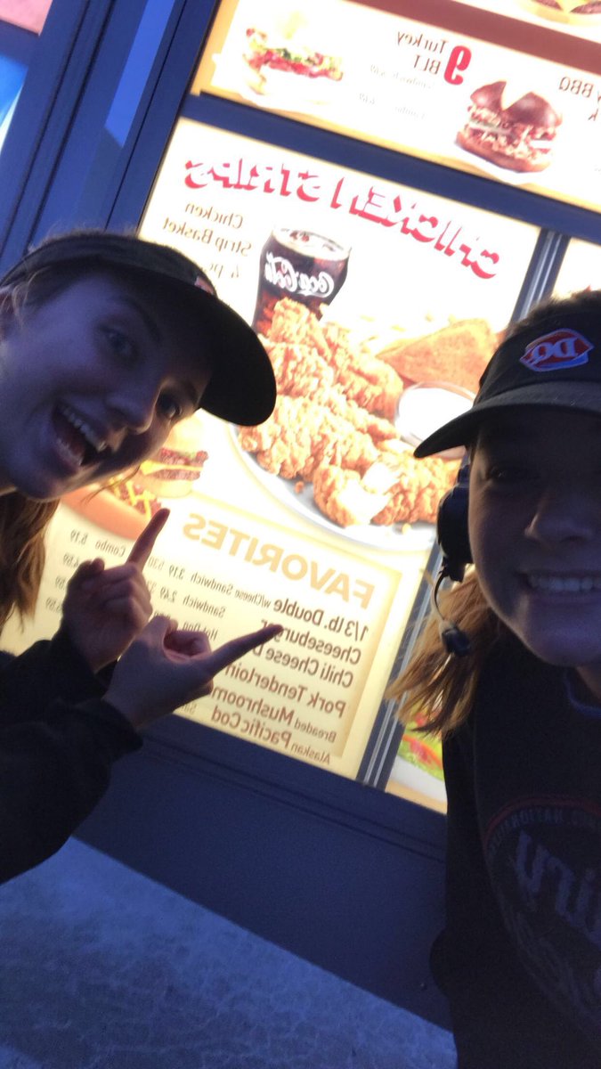 CGDQUEEN's tweet photo. SAY WHAAAAT! $4.99 chicken strip basket AND $1.99 parfaits!!! Come see us at DQ!! https://t.co/39PYg34xTI