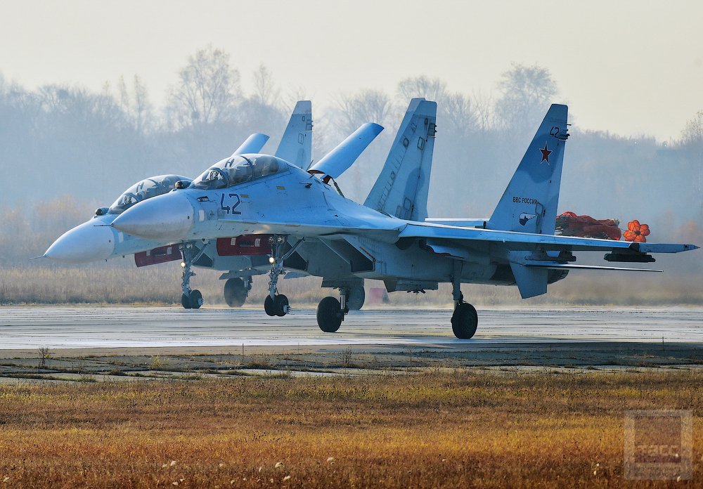 GrishinMax's tweet photo. "Indra-2017" Russian-Indian Joint Military Exercises in Vladivostok 🇷🇺🇮🇳 #India #INDRA2017 #photo #aviation #avgeek https://t.co/coigaZXpJu https://t.co/tzW63iBCEI