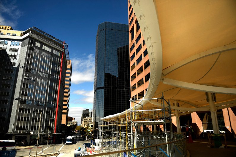 RubinoJC's tweet photo. The #MallRide is again crossing Broadway to turn around at Denver's Civic Center Station. The station's grand reopening is Dec. 17. @RideRTD #Transportation https://t.co/jAGJhoWIbl https://t.co/wkMBg0VWju