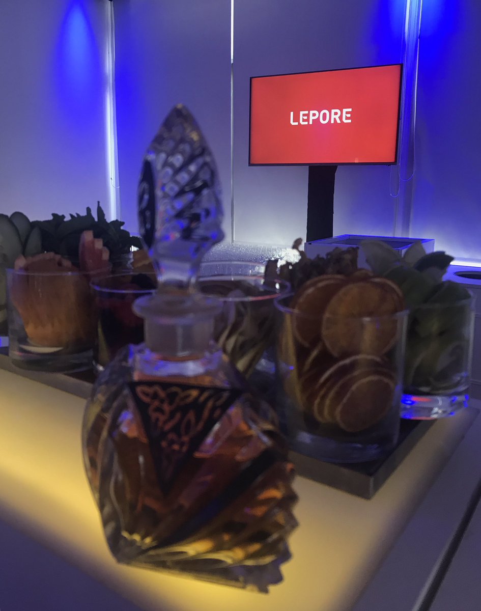 Porque la vida con #musica es mas linda..!! 🎧⏹⏯🎶🎵 #lepore en <a href="/yachtptomadero/">YACHT Club Puerto Madero</a> con <a href="/hobbycreativo/">HobbyStudio Creativo</a> <a href="/AzaresEventos/">Azares Eventos</a> 👏🏻👏🏻👏🏻