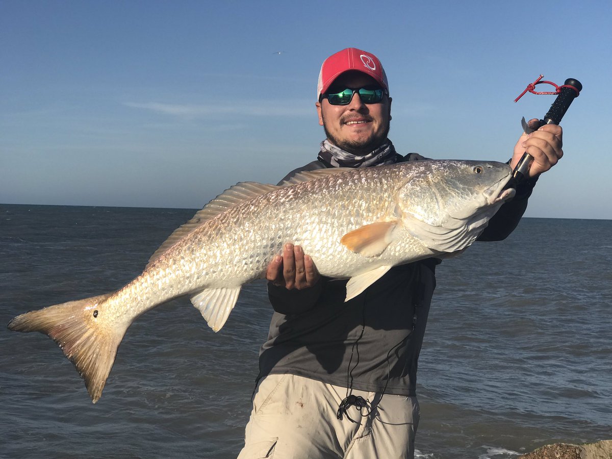 TXRedfishHunter's tweet photo. Cora can take some pretty sick pics! https://t.co/OPO3a5yPQk