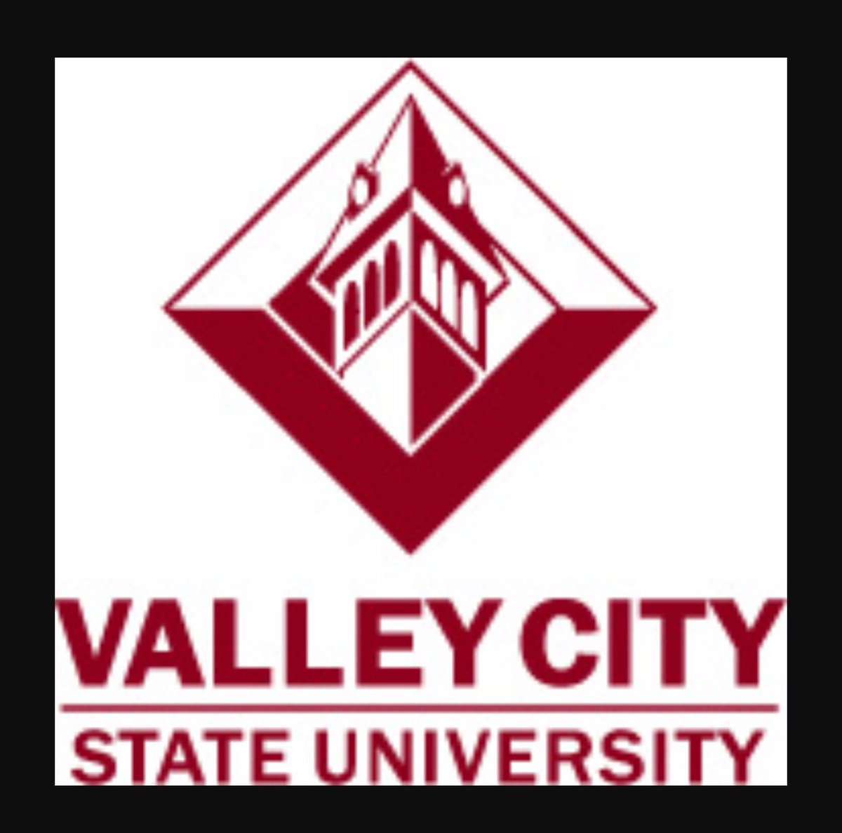 L_millzz's tweet photo. Committed... #Blessed #GoVikings! https://t.co/RnYQvKJhAz