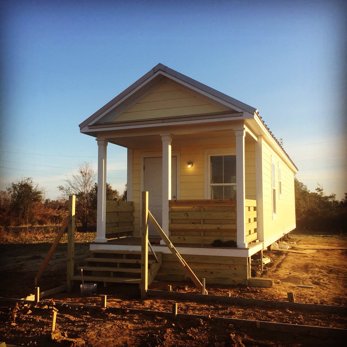 delta_d_b's tweet photo. Woking on the latest modular unit to land in Moorhead. Driveway and sidewalk to be poured tomorrow as we wrap up the carpentry details and push to get it occupied in the next couple weeks #deltadb https://t.co/YogCGwU8b1
